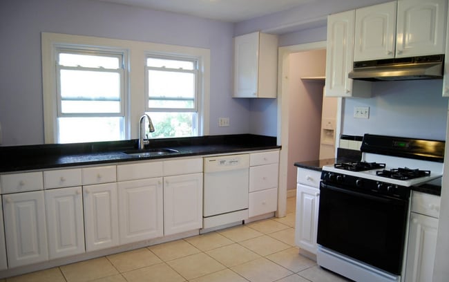 Photo - 95 Undine Rd