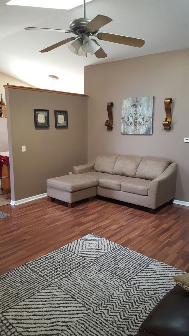 Photo - 7814 Rocky Glen Pl