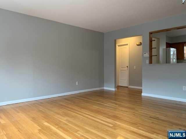 Building Photo - 129-131 6th St Unit Apt 1