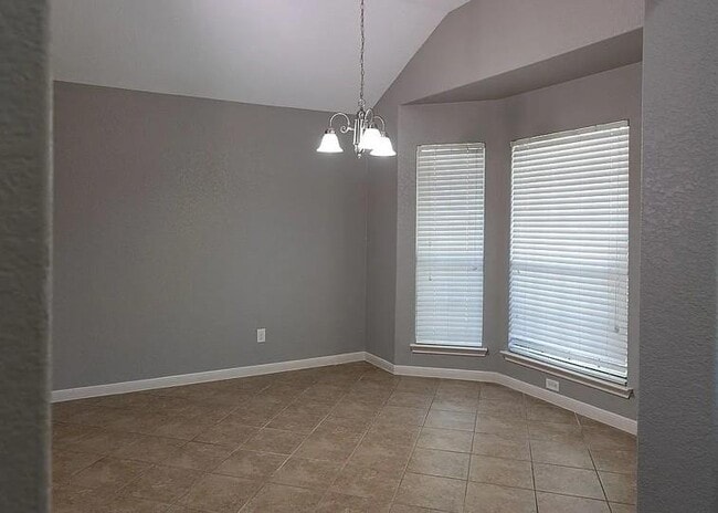 Photo - 7703 Redstone Manor