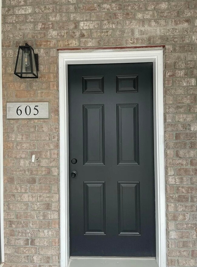 Photo - 1145 Appian Crossing Way