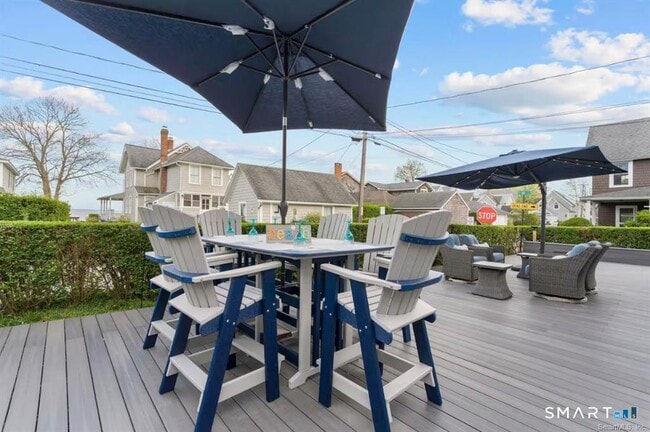 Photo - 58 Chapman Ave