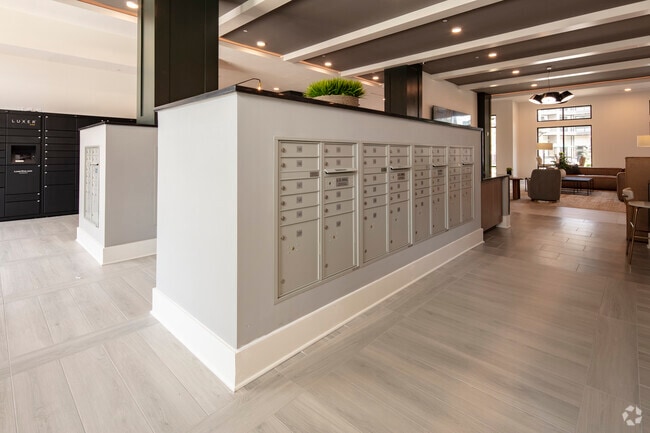 MailHub Social (mailroom)