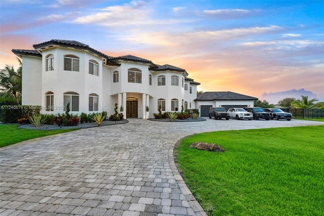 Photo - 5801 Melaleuca Rd