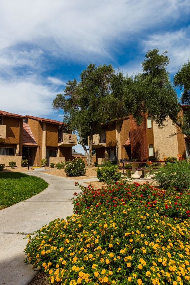 Photo - Twain Estates