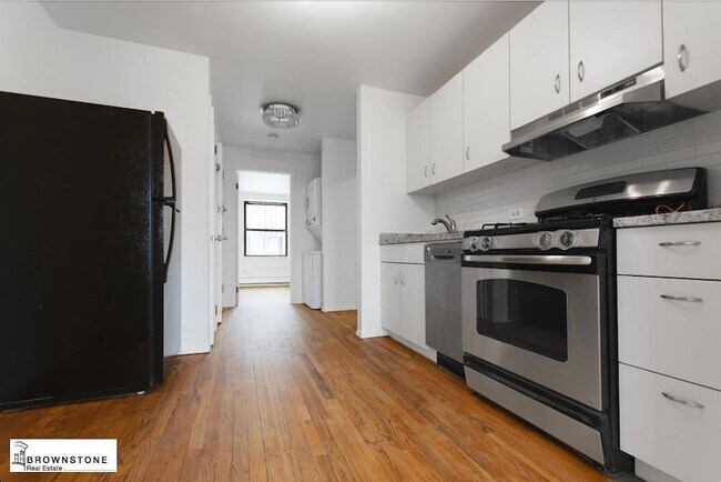Building Photo - 271 Columbia St Unit 3