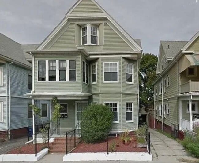 Photo - 229 Highland Ave Unit 1