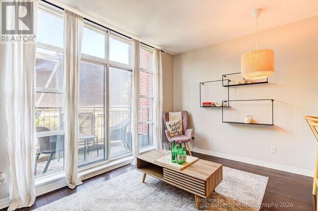 Photo - 901 Queen St W Unit 208