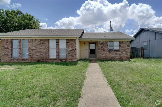 Building Photo - 202 Pine Meadow Dr Rental