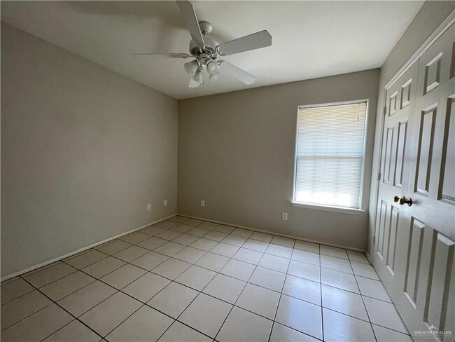 Photo - 9 Dora Jeanne Dr Unit A