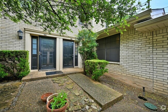 Building Photo - 8400 Jamestown Dr Rental