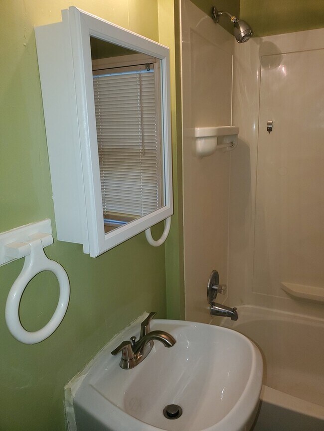 Photo - 2820 Stinson Blvd NE