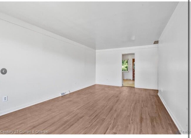 Photo - 212 Arcola St