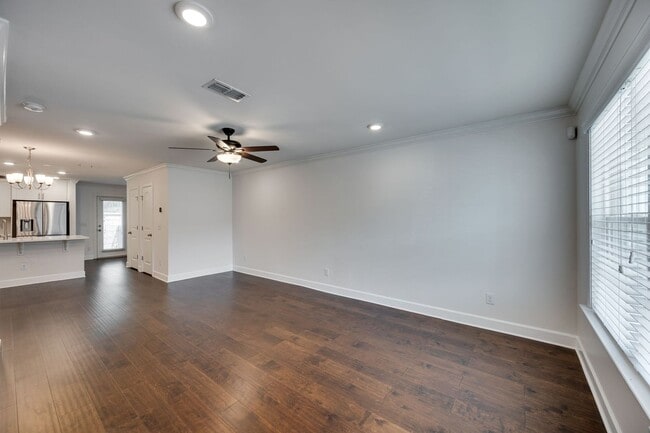 Photo - 1135 Lilly Valley Way