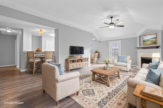 Photo - 3614 Lindenfield Dr