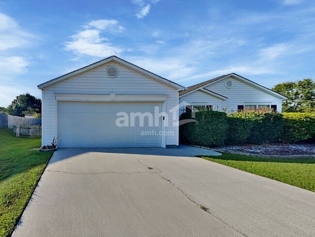 Building Photo - 208 Winding Willow Trl Rental