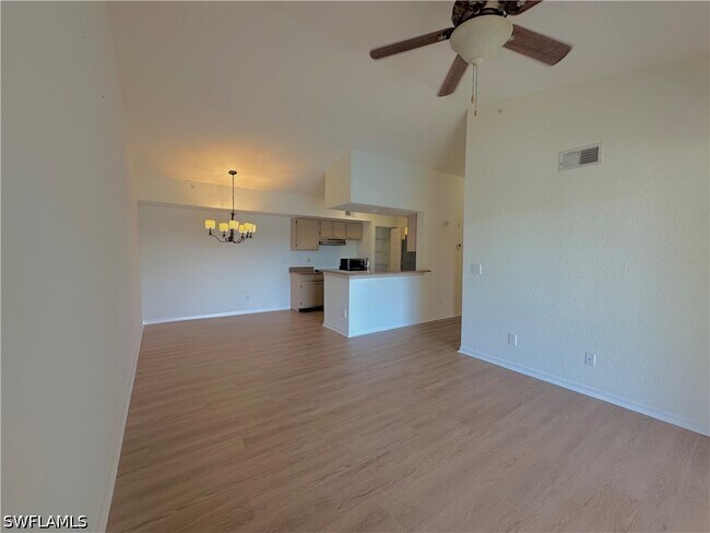 Photo - 4700 St Croix Ln Unit 335