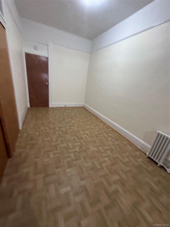 Photo - 19-39 Gates Ave