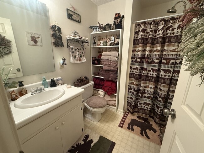 Photo - 251 Micasa Dr