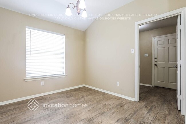 4808 Bluebird Ln