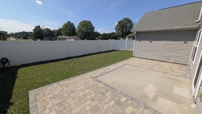 Photo - 104 Terilyn Ct