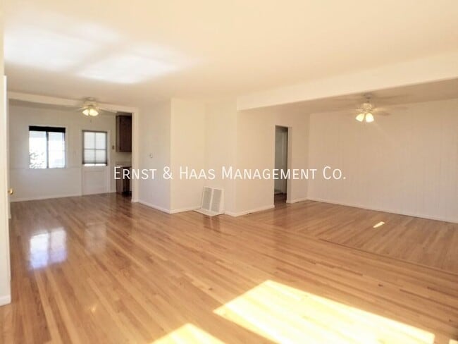 Photo - 3312 San Anseline Ave