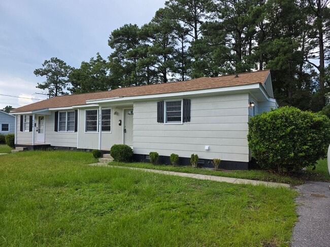 Photo - 2266 Onslow Dr
