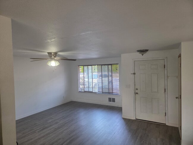 Building Photo - 9318 33rd Ave S Rental