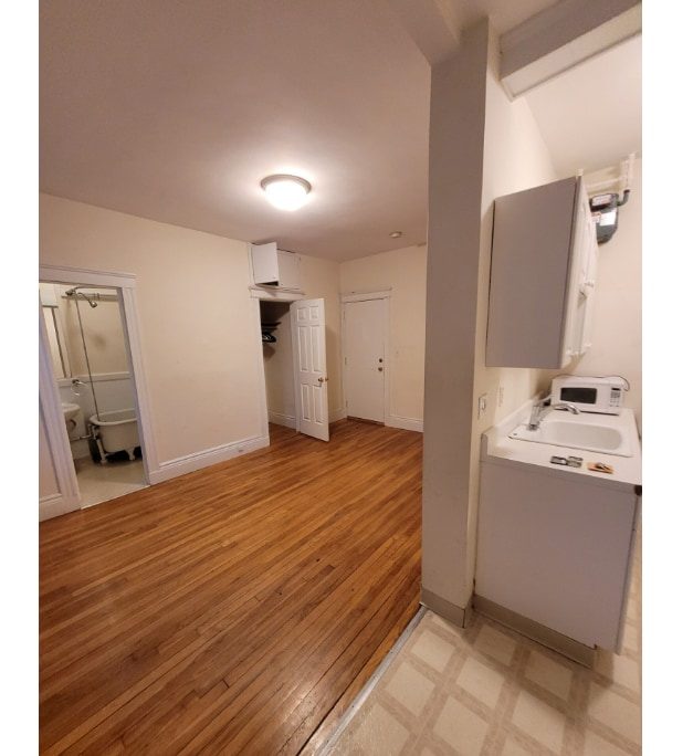 Building Photo - 60 Queensberry St Unit 2 Rental