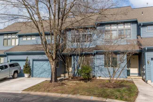 Photo - 9 Sturbridge Ct