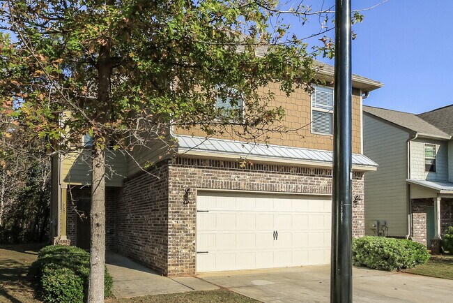 Photo - 340 Concord Terrace