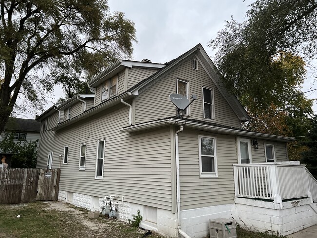 Photo - 629 Clinton St Unit 2 bed 2nd Floor A