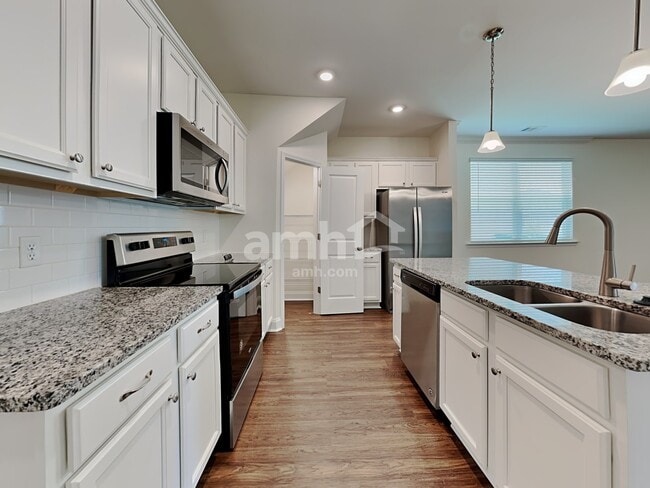 307 Dogwood Cir