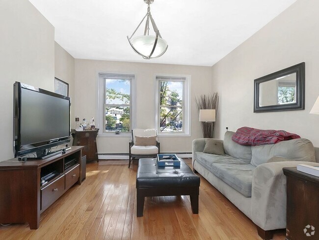 Building Photo - 124 Union Park St Unit 2 Rental