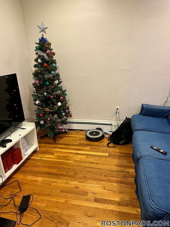 Photo - 127 Cedar St Unit 1