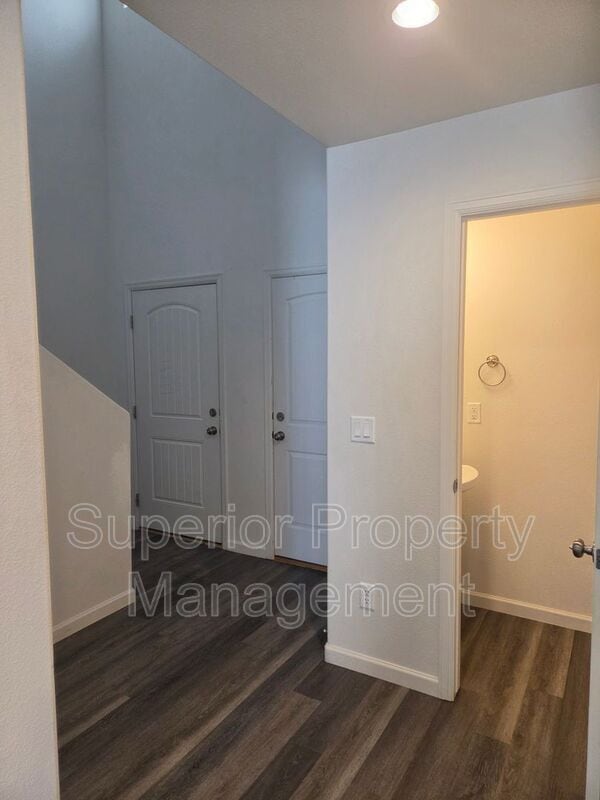 Photo - 1600 Richard Martin Dr