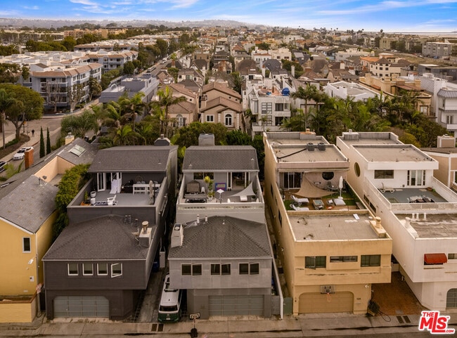 Photo - 131 Mast Mall