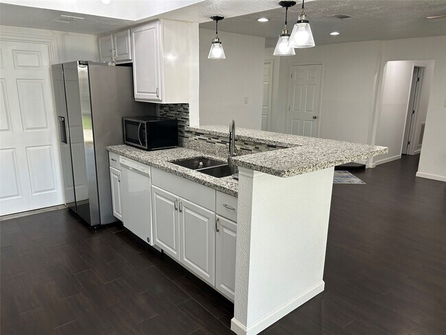 Photo - 11127 Sageview Dr