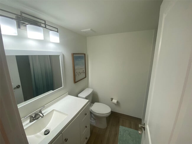 Photo - 2286 Anchorage Ln Unit A