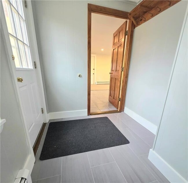 Photo - 354 Old Boston Neck Rd Unit 2