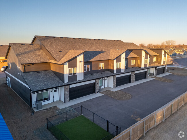 Building Photo - The Berg Rental