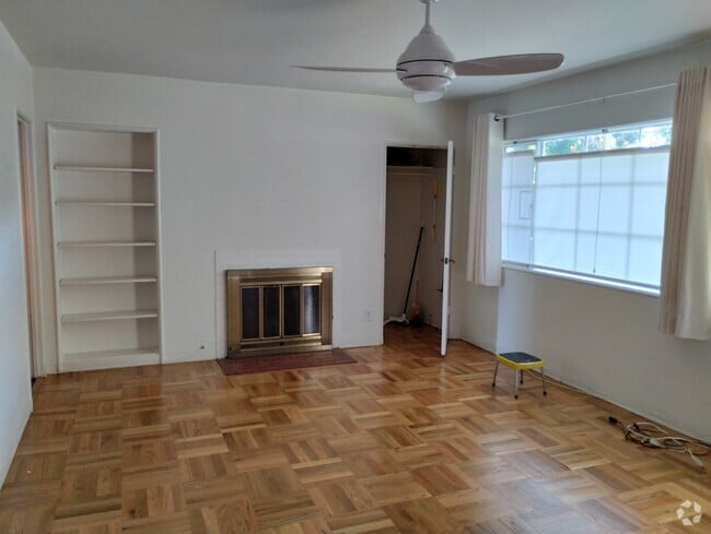 Building Photo - 5273 Village Grn Unit 5273 Rental