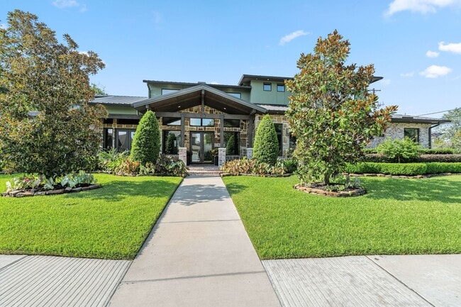 Photo - 3610 Oak Forest Dr