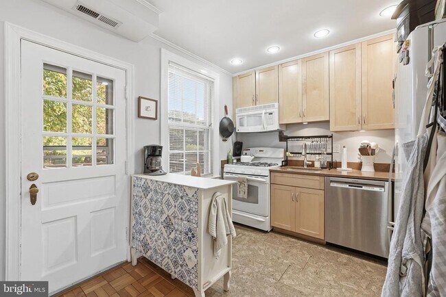 Photo - 2700 13th Rd S