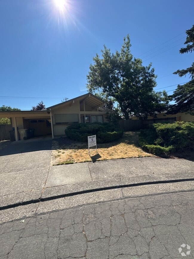 Building Photo - Cute 3 Bedroom 1 Bath in NW Corvallis! Sma... Rental
