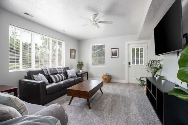 Photo - 431 1st Ave N Unidad SI ID1597558P