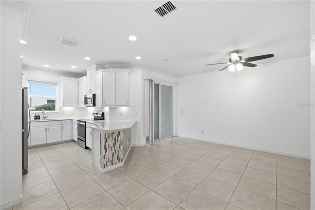 Photo - 1066 Amber Leaf Trl