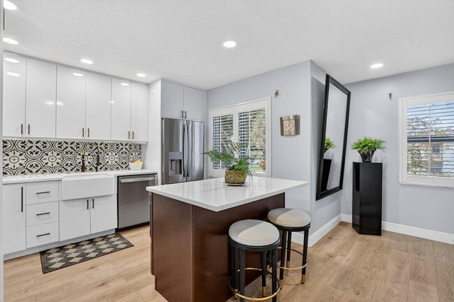 Photo - 21650 Juego Cir Unit 24j