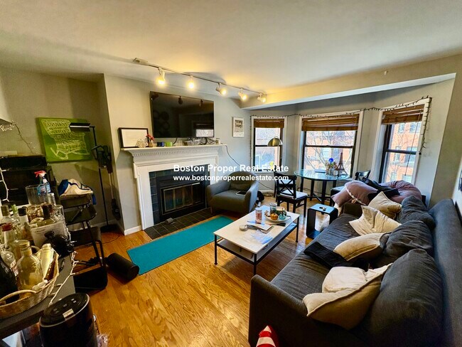 Photo - 50 Saint Stephen St Unit 6