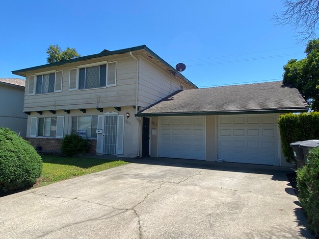 Building Photo - 2832 Sweet Way Unit 2899001002